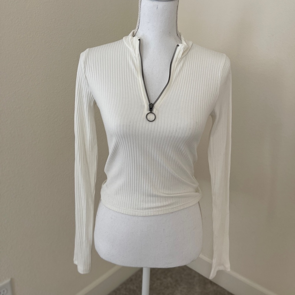 Long sleeve ribbed zip shirt